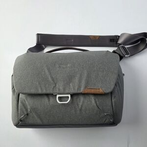 Peak Design Everyday Bag Line v2 13L ASH Camera Bag